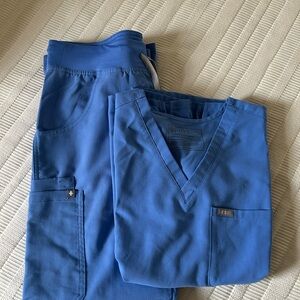 Figs Women's Blue Scrub Set